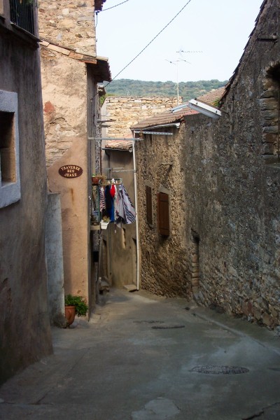Faugeres_03.jpg  (67.1 Kb)