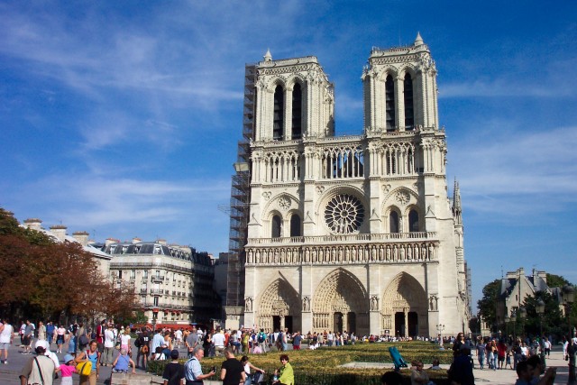 Notre_Dame_01.jpg  (86.5 Kb)