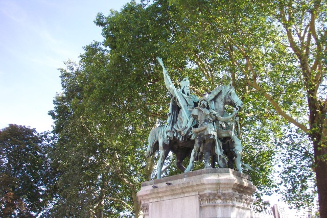 Notre_Dame_03.jpg  (126.2 Kb)