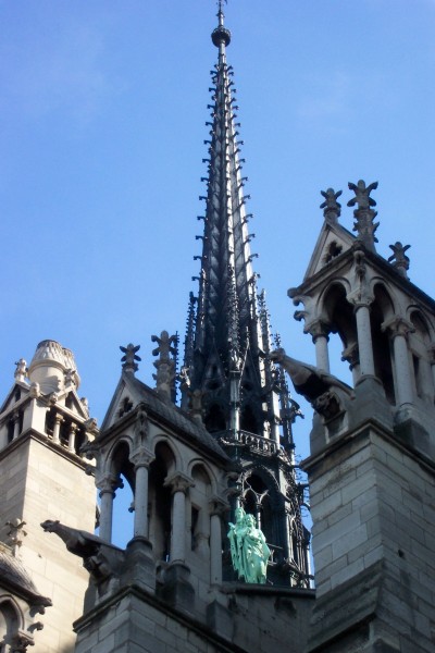 Notre_Dame_11.jpg  (56.9 Kb)