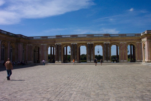 Grand_Trianon_02.jpg  (63.0 Kb)