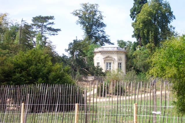 Petit_Trianon_05.jpg  (103.6 Kb)