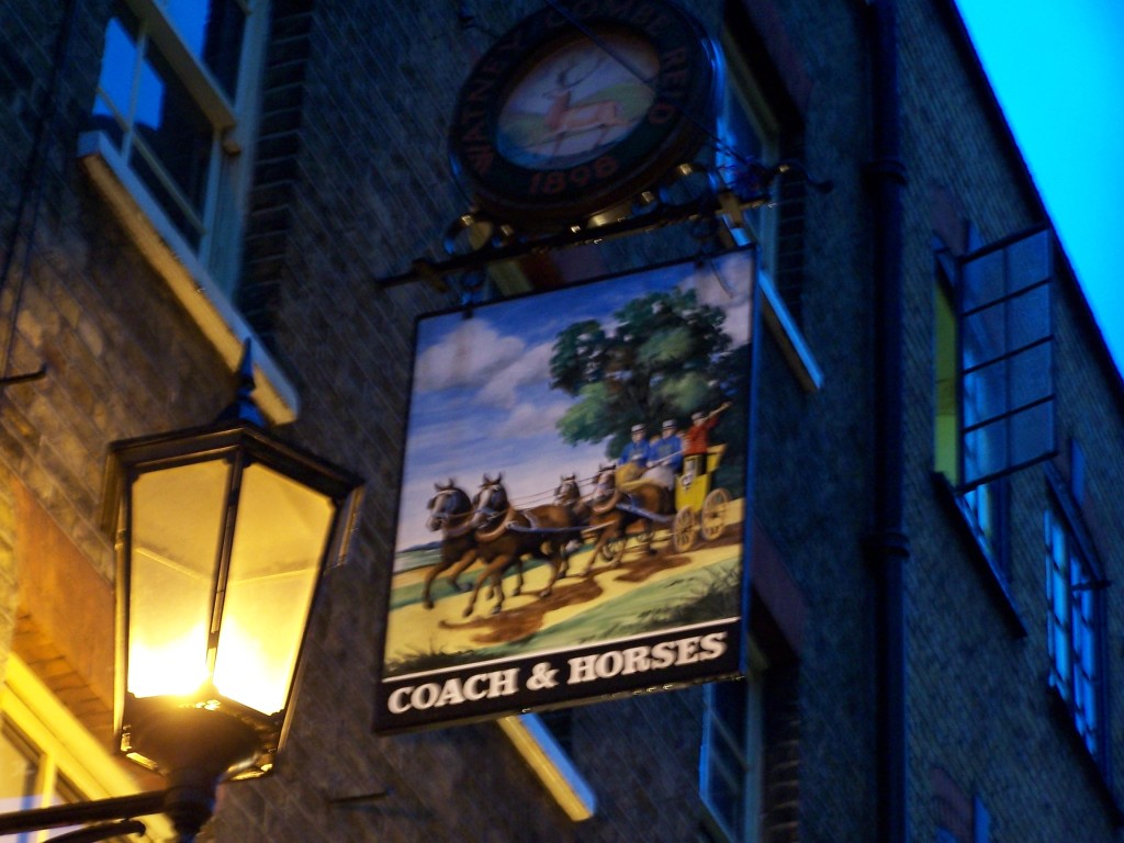 coachandhorses_2.jpg  (149.6 Kb)