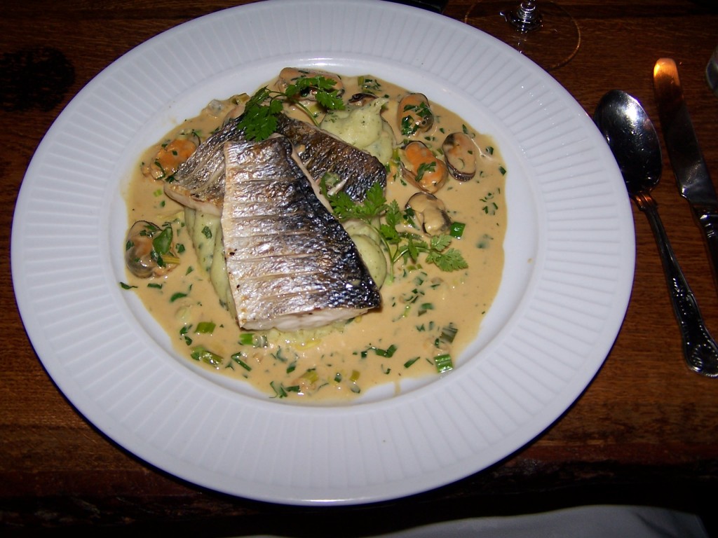 13 Sea Bass w mussels.jpg  (151.7 Kb)