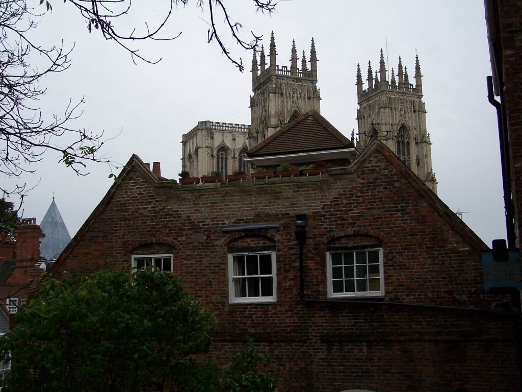 34 view of minster.jpg  (183.3 Kb)