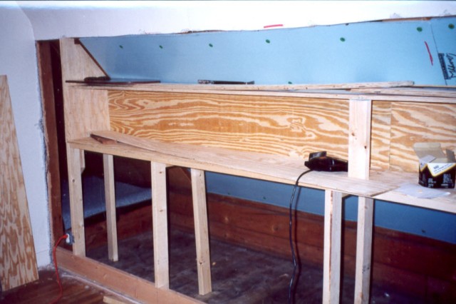 shelving.jpg  (59.7 Kb)